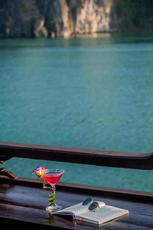 Cozy Boutique Cruise Hotel Dong Khe Sau Exterior foto